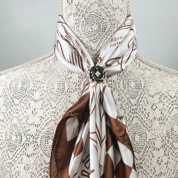 NEW ✨Women’s decorative Scarf ring ONLY; dainty scarf style ring;scarf buckle - Picture 3 of 5